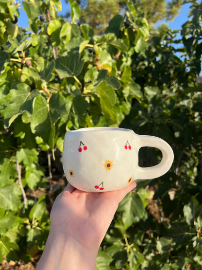 Taza cerezas 🍒🌻