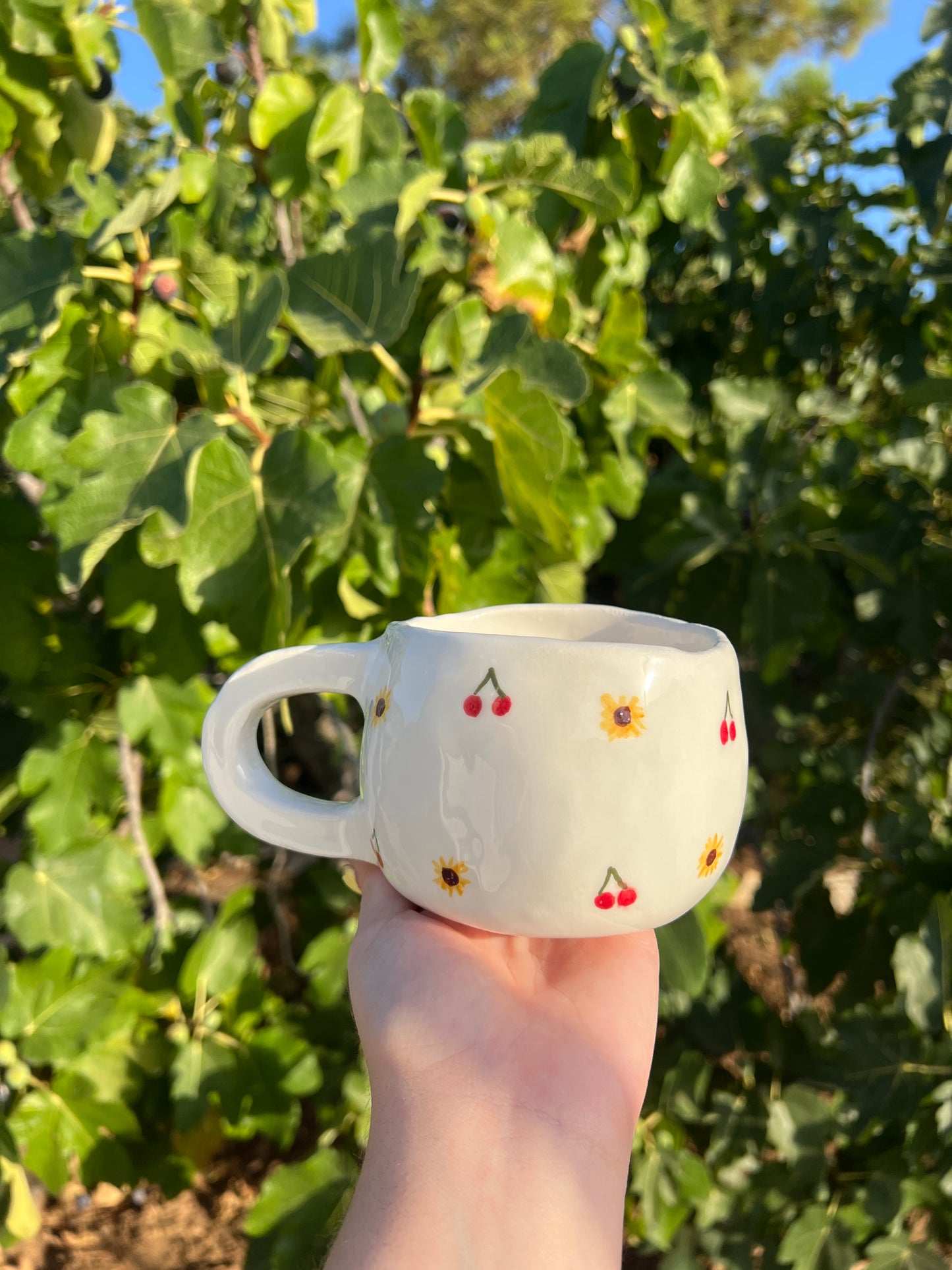 Taza cerezas 🍒🌻