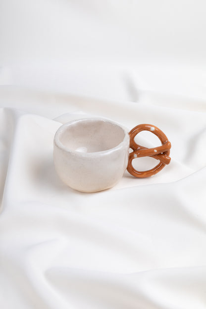 Small Pretzel Cup